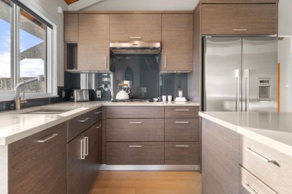 Photo 9 at 4570 Woodgreen Court, Cypress Park Estates, West Vancouver