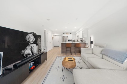 Photo 1 at 402 - 1519 Crown Street, Lynnmour, North Vancouver