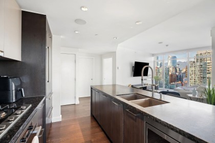 Photo 17 at 3005 - 1372 Seymour Street, Downtown VW, Vancouver West