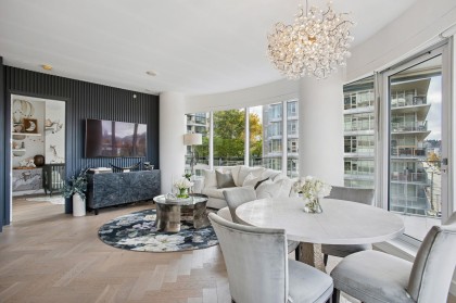 Photo 4 at 705 - 181 W 1st Avenue, False Creek, Vancouver West