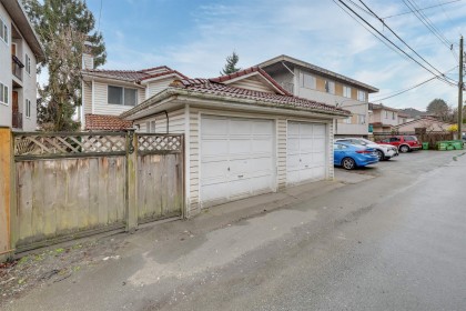 Photo 17 at 819 W 70th Avenue, Marpole, Vancouver West