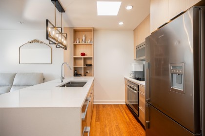 Photo 4 at 403 - 2481 Waterloo Street, Kitsilano, Vancouver West