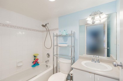 Photo 15 at 1702 - 811 Helmcken Street, Downtown VW, Vancouver West