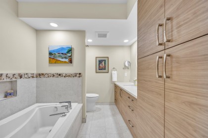 Photo 21 at 1002 - 1020 Harwood Street, West End VW, Vancouver West