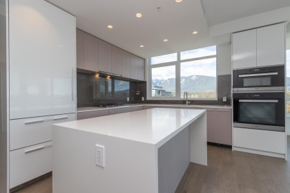 Photo 4 at 1701 - 1632 Lions Gate Lane, Pemberton NV, North Vancouver