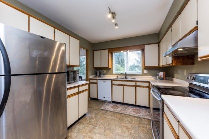 Photo 16 at 475 Orwell Street, Lynnmour, North Vancouver