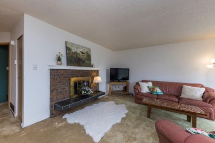 Photo 4 at 475 Orwell Street, Lynnmour, North Vancouver