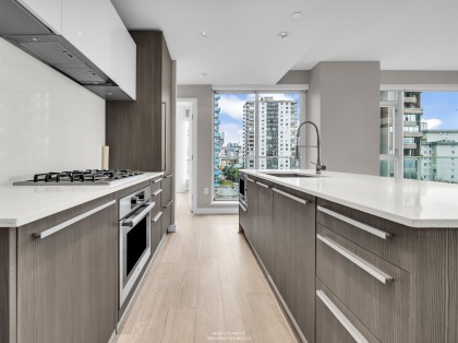 Photo 3 at 905 - 1221 Bidwell Street, West End VW, Vancouver West