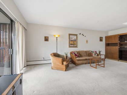 Photo 4 at 315 - 155 E 5th Street, Lower Lonsdale, North Vancouver