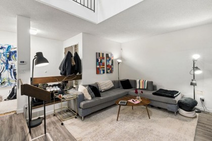 Photo 2 at 4418 Yew Street, Quilchena, Vancouver West