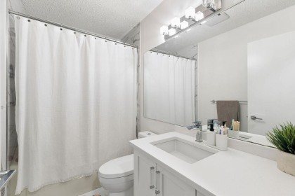 Photo 14 at 4418 Yew Street, Quilchena, Vancouver West