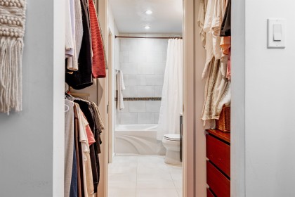 Photo 12 at 319 - 206 E 15th Street, Central Lonsdale, North Vancouver