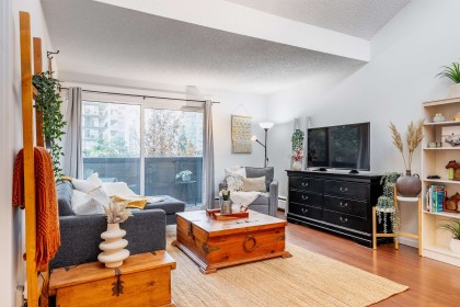 Photo 3 at 319 - 206 E 15th Street, Central Lonsdale, North Vancouver