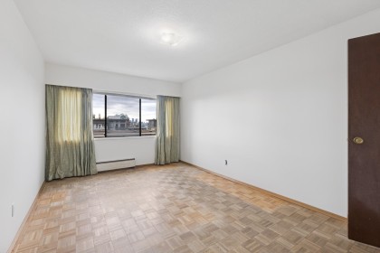 Photo 12 at 211 - 155 E 5th Street, Lower Lonsdale, North Vancouver