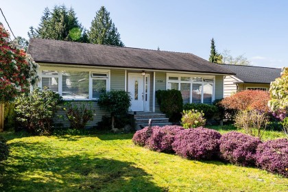 Photo 1 at 1126 Kings Avenue, Ambleside, West Vancouver
