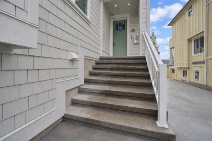 Photo 1 at 2 - 3110 W 42nd Avenue, Kerrisdale, Vancouver West