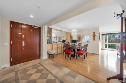 Photo 6 at 412 - 618 W 45th Avenue, Oakridge VW, Vancouver West