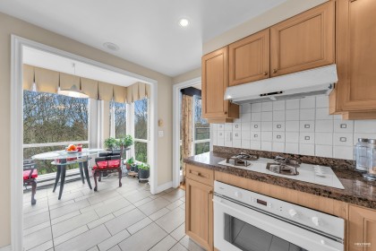 Photo 13 at 412 - 618 W 45th Avenue, Oakridge VW, Vancouver West