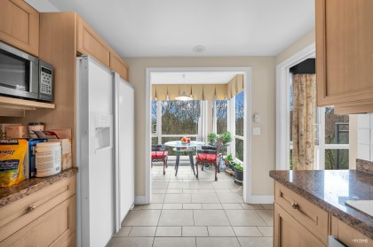 Photo 14 at 412 - 618 W 45th Avenue, Oakridge VW, Vancouver West