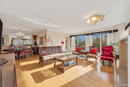 Photo 4 at 412 - 618 W 45th Avenue, Oakridge VW, Vancouver West