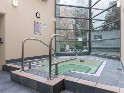 Photo 10 at 906 - 928 Richards Street, Yaletown, Vancouver West