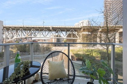 Photo 24 at 605 - 633 Kinghorne Mews, Yaletown, Vancouver West