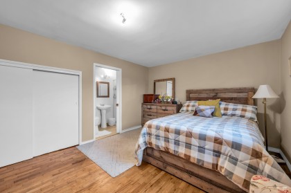 Photo 13 at 450 W 15th Street, Central Lonsdale, North Vancouver