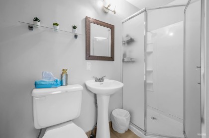 Photo 14 at 450 W 15th Street, Central Lonsdale, North Vancouver