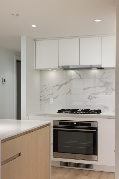 Photo 10 at 1203 - 1500 Fern Street, Lynnmour, North Vancouver