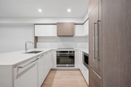 Photo 8 at 151 - 378 W 45th Avenue, Oakridge VW, Vancouver West