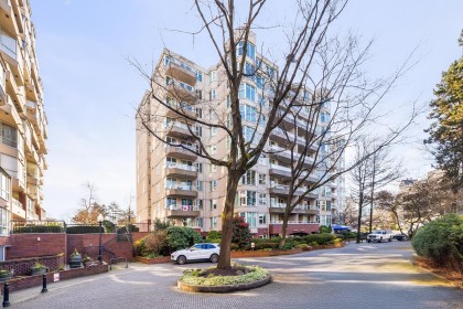 Photo 2 at 404 - 522 Moberly Road, False Creek, Vancouver West