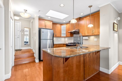 Photo 7 at 406 - 2103 W 45th Avenue, Kerrisdale, Vancouver West