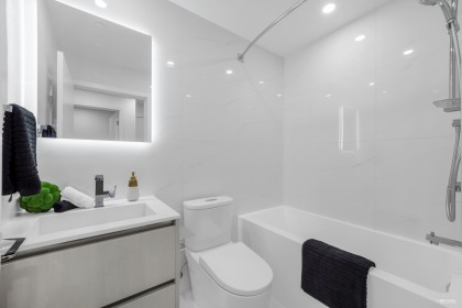 Photo 12 at 702 - 8415 Granville Street, S.W. Marine, Vancouver West