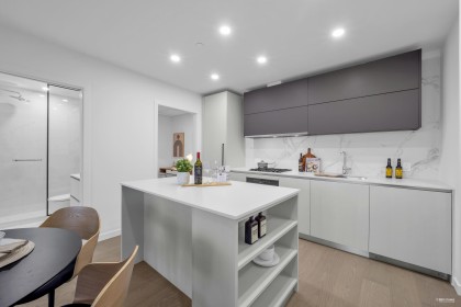 Photo 5 at 708 - 8415 Granville Street, S.W. Marine, Vancouver West