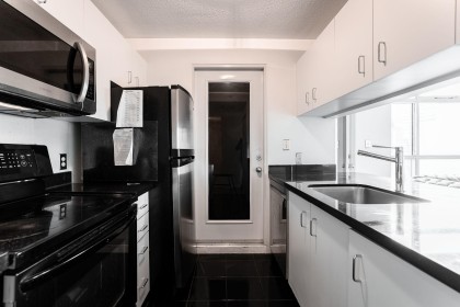 Photo 10 at 909 - 438 Seymour Street, Downtown VW, Vancouver West