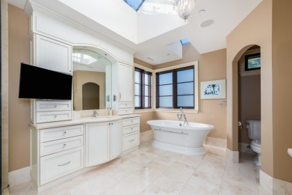 Photo 12 at 1198 W 55th Avenue, South Granville, Vancouver West