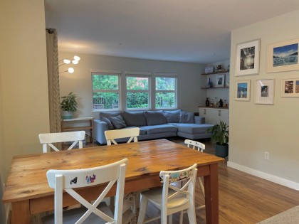 Photo 9 at 102 - 3008 Willow Street, Fairview VW, Vancouver West