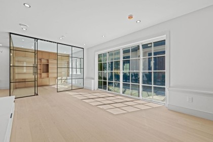 Photo 2 at 6855 Cypress Street, Kerrisdale, Vancouver West