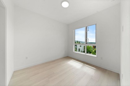 Photo 11 at 404 - 3594 Malsum Drive, Roche Point, North Vancouver