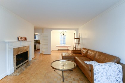 Photo 6 at 1355 W 7th Avenue, Fairview VW, Vancouver West