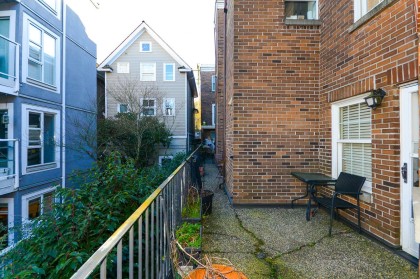 Photo 18 at 1355 W 7th Avenue, Fairview VW, Vancouver West