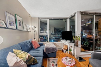 Photo 1 at 1901 - 33 Smithe Street, Yaletown, Vancouver West