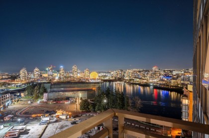 Photo 5 at 1901 - 33 Smithe Street, Yaletown, Vancouver West