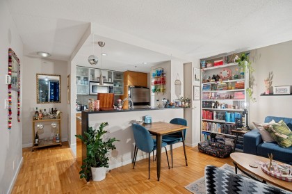 Photo 9 at 1901 - 33 Smithe Street, Yaletown, Vancouver West