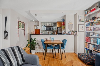 Photo 10 at 1901 - 33 Smithe Street, Yaletown, Vancouver West