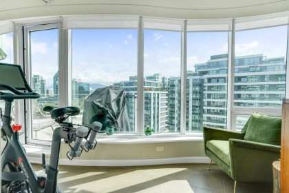 Photo 12 at 1005 - 1661 Ontario Street, False Creek, Vancouver West