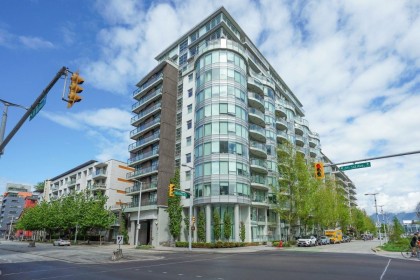 Photo 1 at 1005 - 1661 Ontario Street, False Creek, Vancouver West