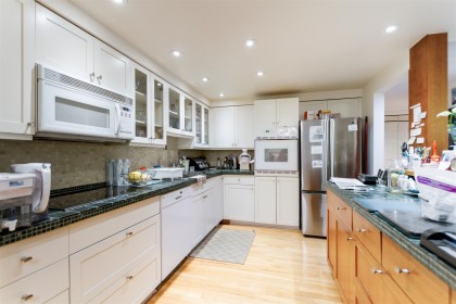 Photo 12 at 10 - 1425 Lamey\'s Mill Road, False Creek, Vancouver West