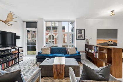 Photo 3 at 304 - 1102 Hornby Street, Downtown VW, Vancouver West