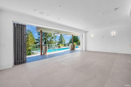 Photo 26 at 535 Craigmohr Drive, Glenmore, West Vancouver